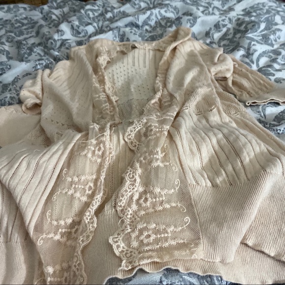 Cardigan - Picture 1 of 3